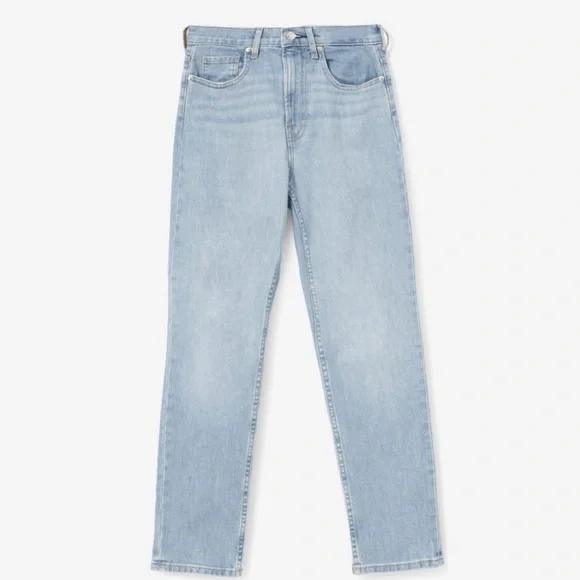 Everlane The Cheeky Jean in Sky Blue - Picture 8 of 12